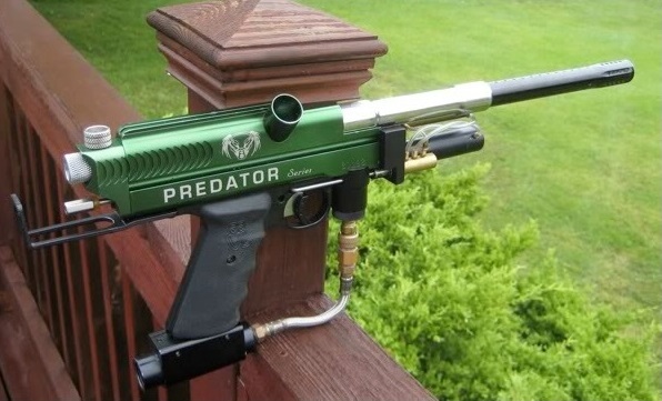 Click image for larger version

Name:	predator cocker on deck.jpg
Views:	2040
Size:	75.9 KB
ID:	61376