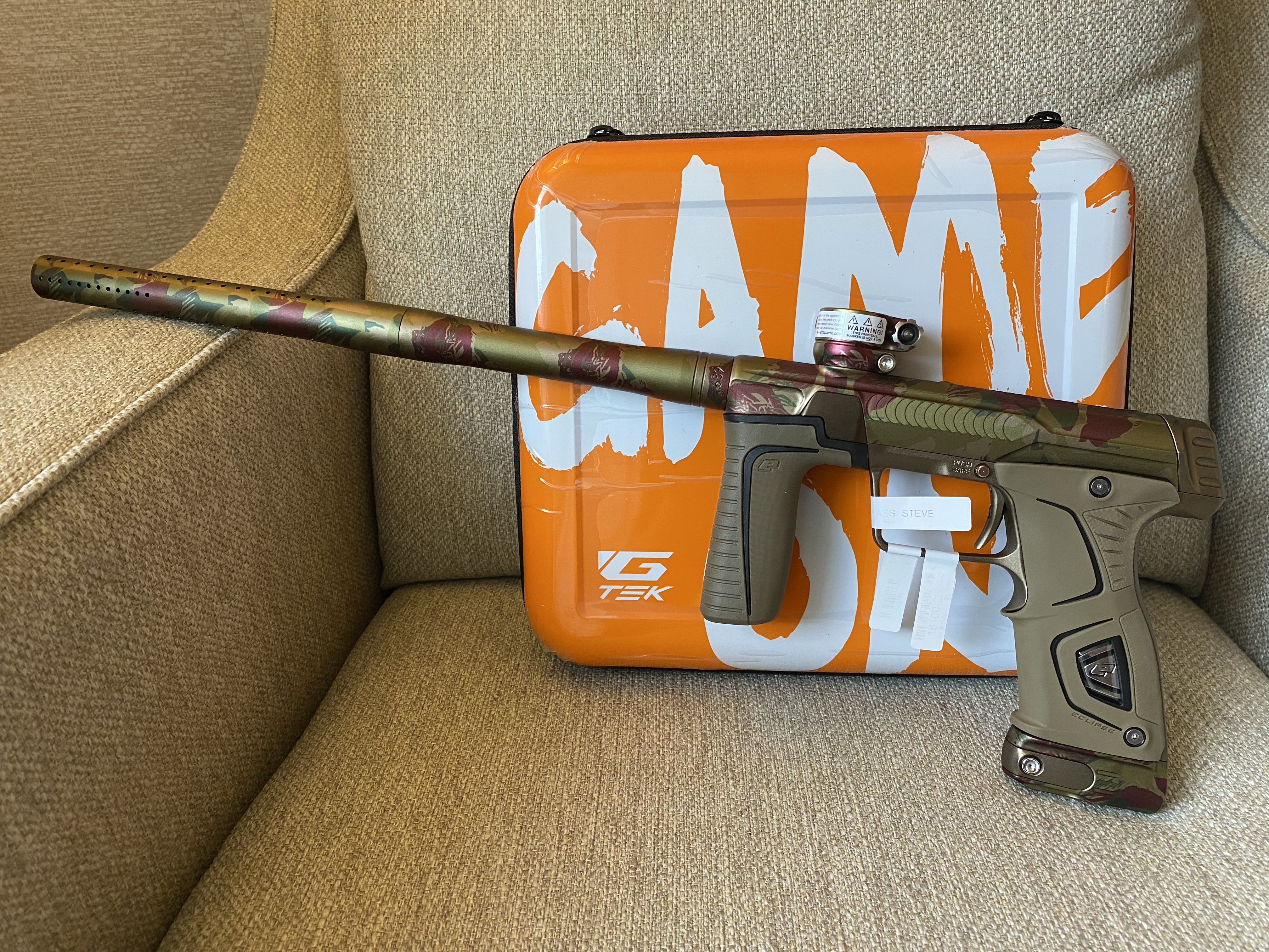 Click image for larger version

Name:	M170R-Preds-Camo.jpg
Views:	418
Size:	4.43 MB
ID:	157930