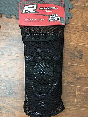 Click image for larger version  Name:	pads.jpg Views:	46 Size:	110.8 KB ID:	174104