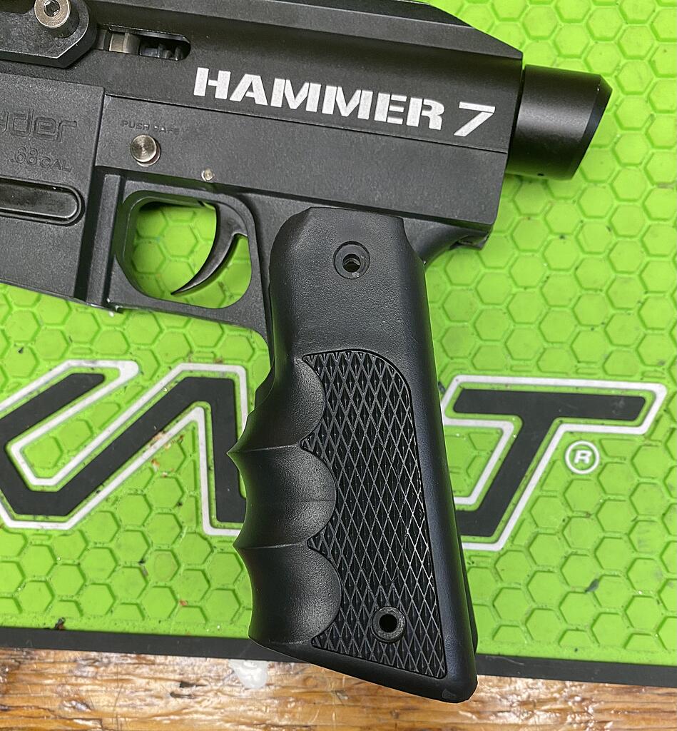 Click image for larger version

Name:	Hammer 7 Grips.jpg
Views:	1794
Size:	2.48 MB
ID:	220723