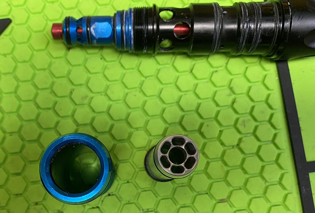 Click image for larger version

Name:	13 bolt apart.JPG
Views:	1824
Size:	1.16 MB
ID:	221578