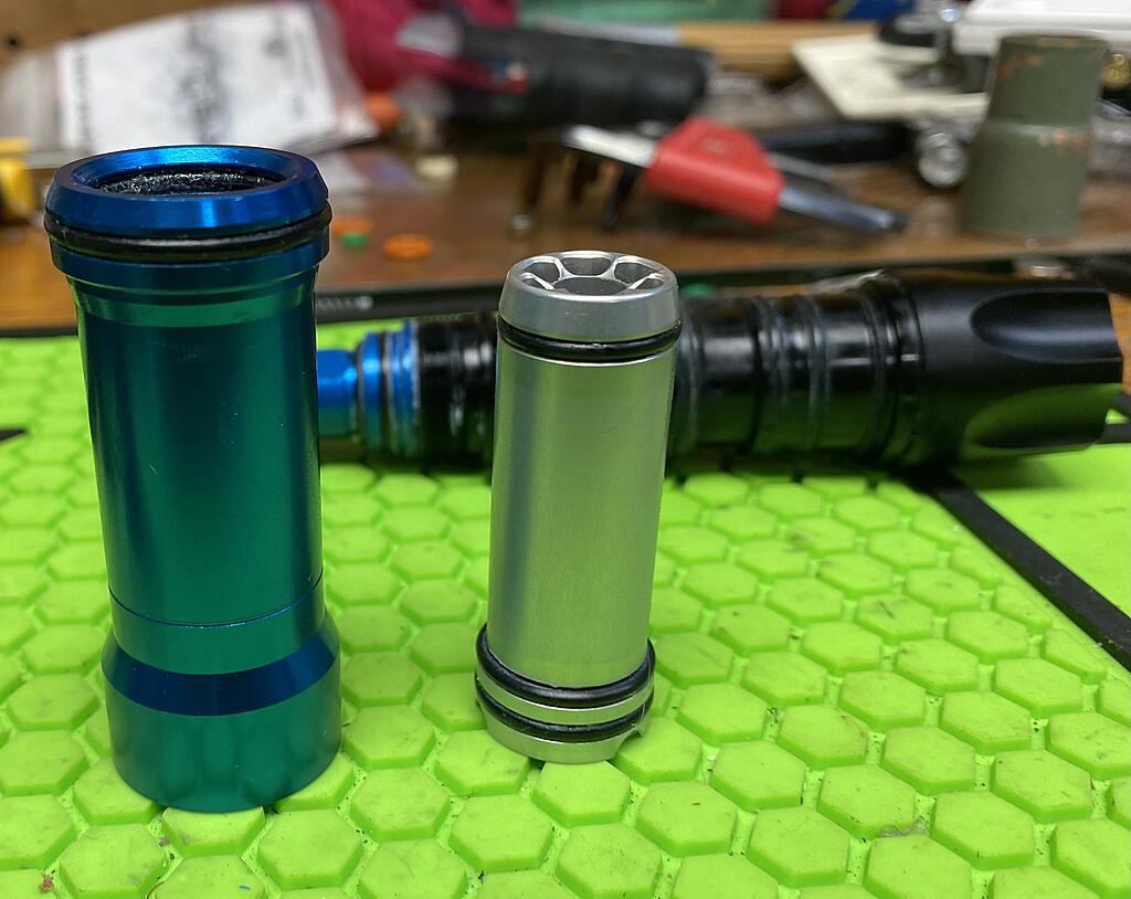 Click image for larger version

Name:	14 bolt and housing.JPG
Views:	1775
Size:	1.17 MB
ID:	221579