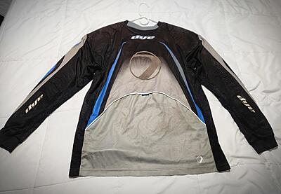 Click image for larger version  Name:	Dye Jersey Back XL.jpg Views:	117 Size:	2.09 MB ID:	875973