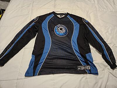 Click image for larger version  Name:	Smart Parts Jersey Front Blue XL.jpg Views:	113 Size:	2.11 MB ID:	875990