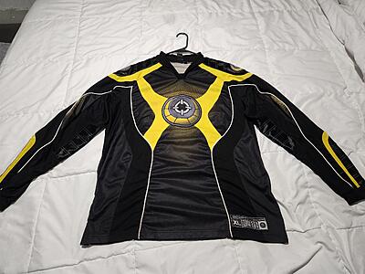 Click image for larger version  Name:	Smart Parts Jersey Front Yellow XL.jpg Views:	111 Size:	2.21 MB ID:	875992