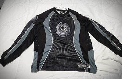 Click image for larger version  Name:	Smart Parts Jersey Front Grey M.jpg Views:	108 Size:	1.93 MB ID:	875995
