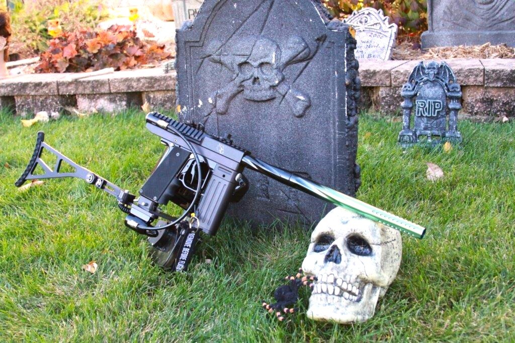 Click image for larger version

Name:	Grave mag.jpg
Views:	118
Size:	259.7 KB
ID:	891374